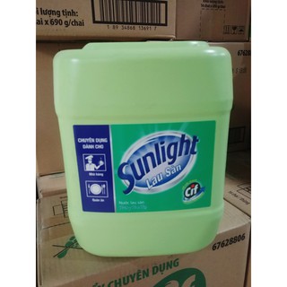 Nước lau sàn hương hoa hạ xanh lá Sunlight - can  9.5kg