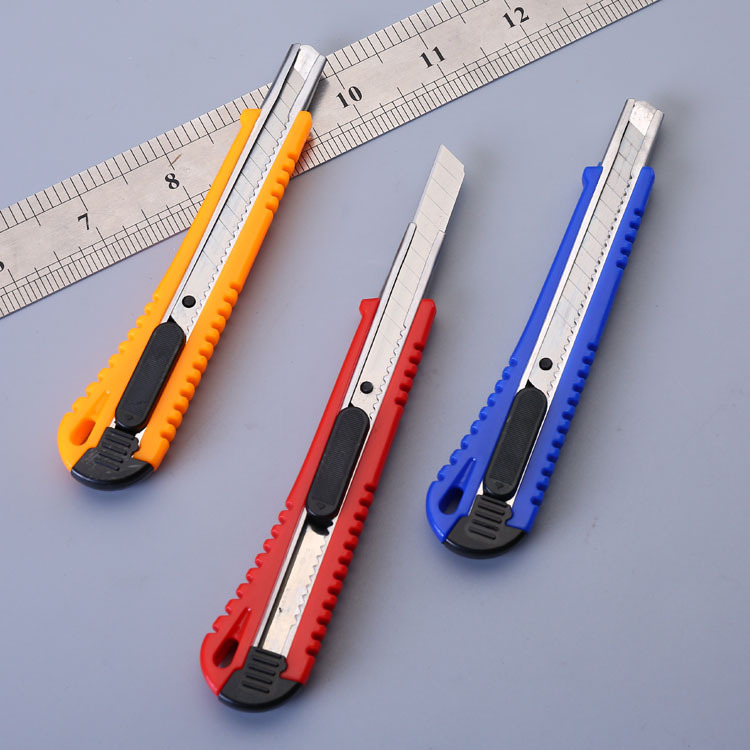 Dao Cutter Nhựa Lớn